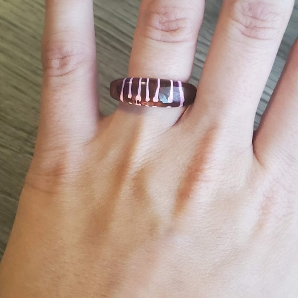 Ring - Picture 2 of 5